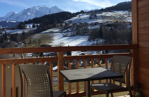 Combloux Apartment | Luxury 2 Bedroom Apartment with a view of Mont Blanc