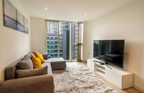 Fairfield Apartment | Luxury 2-Bed Croydon Apartment Near Gatwick