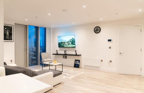Castlefield Apartment | Luxury 2 Bed Penthouse with Stunning Views in Manchester City Centre