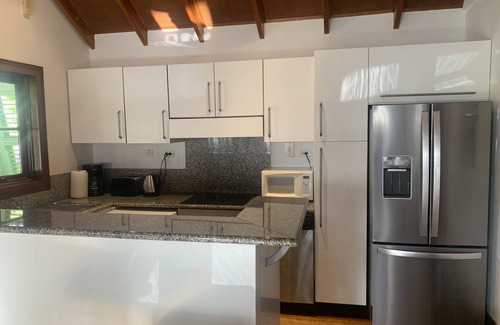 Porters House | Luxury 2 bed villa close to beach.