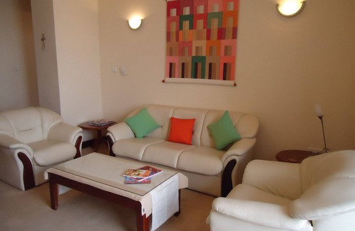 Kollupitiya Apartment | Luxury 2 Bedroom Apt., Crescat Residencies, Colombo 3, Sri Lanka.