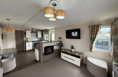 Hunstanton Cabin | Luxury 2 bedroom Caravan Pets stay Free