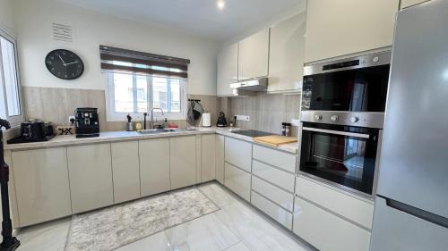 Larnaca Apartment | Luxury 2 Bedroom City Center
