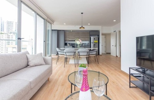 Marbella Condo | Luxury 2 BR apt free parking and balcony