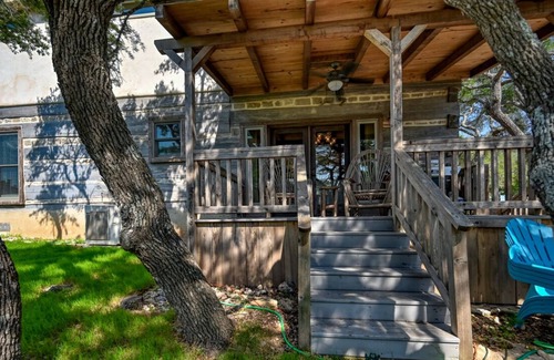 Fredericksburg Cabin | Luxury 23-ac Ranch Casita W/hot tub and Firepit!