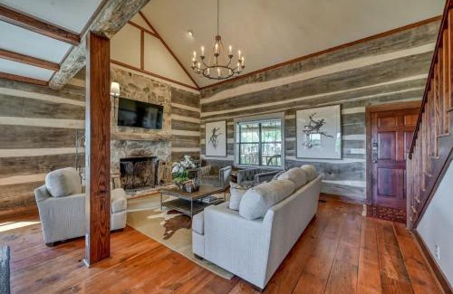 Fredericksburg House | Luxury 23-acre Ranch With Hottub Near AlamoSprings