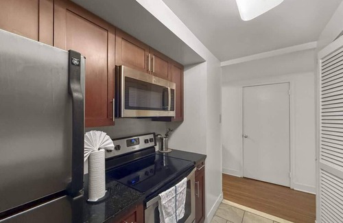 Center City Apartment | Luxury 2BD | Center City | 4 Beds | By JFK plaza