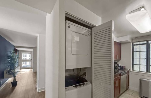Center City Apartment | Luxury 2BD | Center City | 4 Beds | By JFK plaza