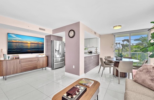 Bay Harbor Islands Apartment | Luxury 2BDR/2BTH Kosher Waterfront Apartment – Bay Harbor Islands, Miami