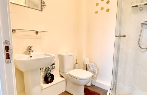 Wolverhampton Apartment | Luxury 2bed Apartment in Wolverhampton