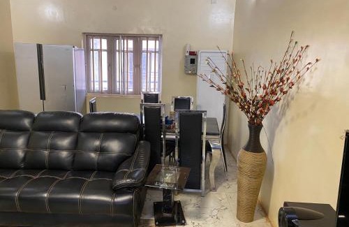 Enugu Apartment | Luxury 2Bedrooms Retreat Serenity in the City