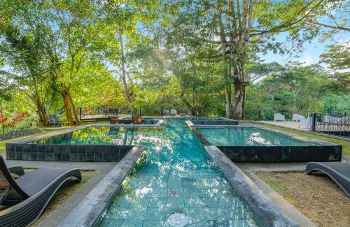 Parrita Apartment | Luxury 2BR condo in Nautilus, Místico