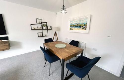 Whitstable House | Luxury 3 bed home in Whitstable with parking