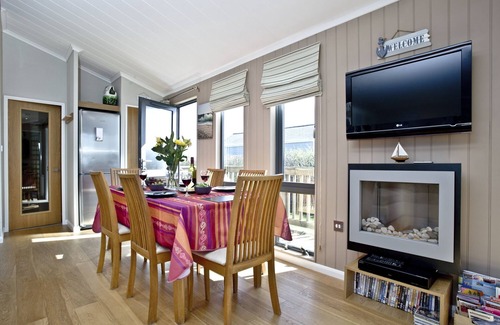 Salcombe Ski Chalet | Luxury 3 bed Lodge In Soar, Salcombe, Devon, Sea & Country views