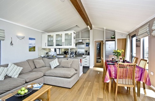 Salcombe Ski Chalet | Luxury 3 bed Lodge In Soar, Salcombe, Devon, Sea & Country views