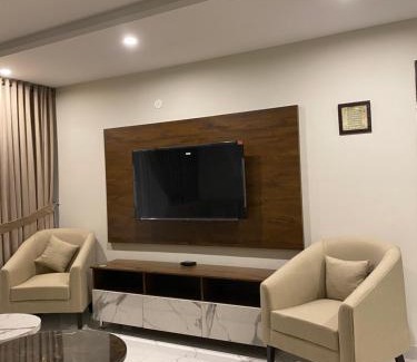 Islamabad Apartment | Luxury 3 BED Retreat in Central Islamabad by QRM Vacation Homes
