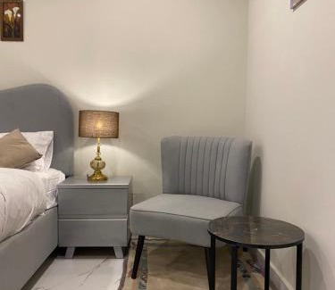 Islamabad Apartment | Luxury 3 BED Retreat in Central Islamabad by QRM Vacation Homes