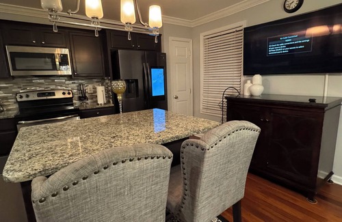 Ferndale House | Luxury 3-bed Townhome W/Modern finishes & Easy access to Baltimore &Annapolis.
