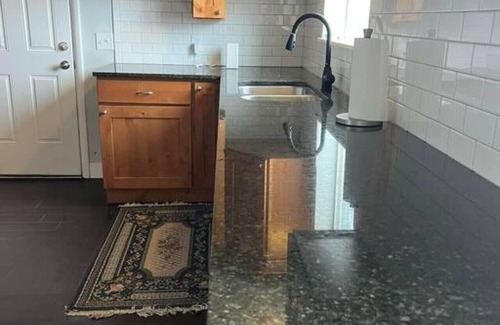 North Salt Lake Apartment | Luxury 3 bedroom modern home minutes Salt Lake