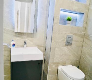 Westbourne Apartment | Luxury 3 bedroom Apartment near Bournemouth Beach & Poole
