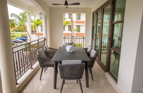 Zarzal Condo | Luxury 3 Bedroom Coco Beach Condo