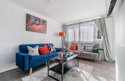Ashford Apartment | Luxury 3 bedroom house in Ashford with WiFi and Free parking