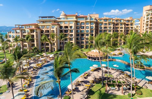 Flamingos Apartment | Luxury 3-bedroom Ocean Front suite in Nuevo Nayarit
