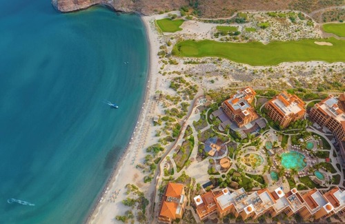 Loreto Apartment | Luxury 3-Bedroom Penthouse Overlooking Danzante Bay