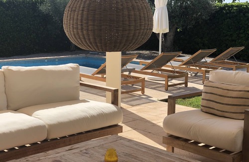 Binidali Villa | Luxury 3 Bedroom Villa with Private Pool