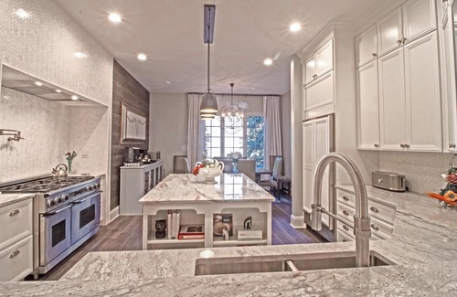 Asheville House | Luxury 3 Kng, 1 Qn, 4.5 Bth, Gourmet Kitchen, Pavilion w/Fireplace, Pond