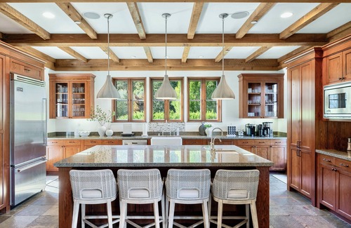 Sonoma County Villa | Luxury 38-Acre Calistoga Estate with Pool, Vineyard Views & Fire Pit