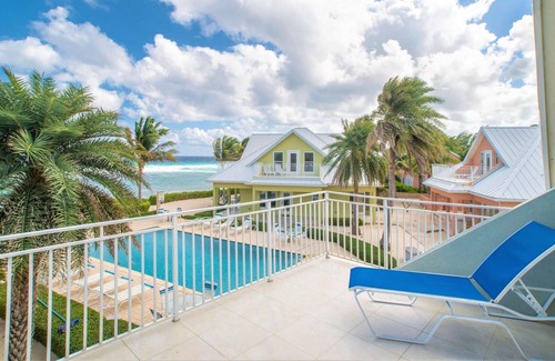 North Side House | Luxury 3bd Beach View 3 Blue Stunning Views