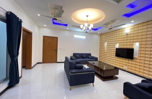 Islamabad Villa | Luxury 3Bedrooms portion in Islamabad