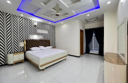 Islamabad Villa | Luxury 3Bedrooms portion in Islamabad