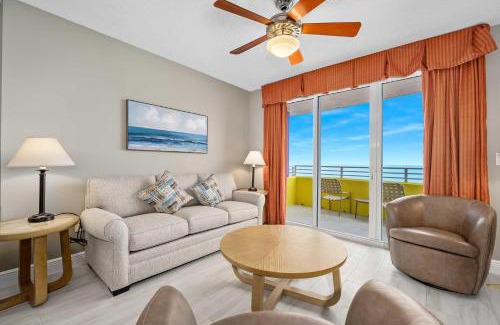Brush - Stewarts House | Luxury 3BR Villa Direct Oceanfront Resort Life