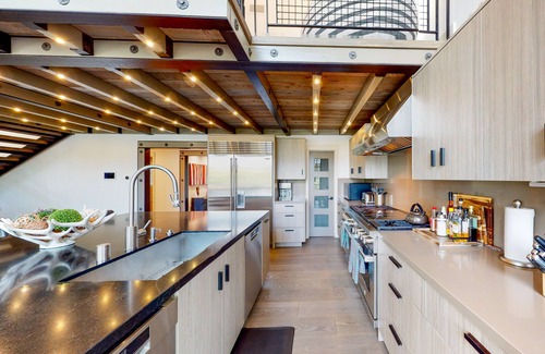 Cedar Glen House | Luxury 4,400-square-foot, lakefront home with heated driveway and two decks