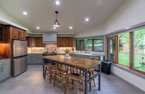 Durango House | Luxury 4 Ac Ranch w/Pond & Red Cliff Views