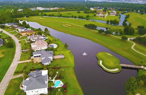 New Aurora - English Turn House | Luxury 4-bedroom house in Prestigious English Turn Gated Community