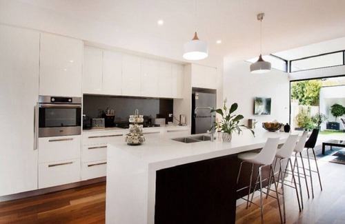 Grange House | Luxury 4-bedroom house mins walk from Grange Beach