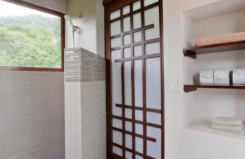 Dominicalito House | Luxury 4-bedroom Ocean View Home in Dominical