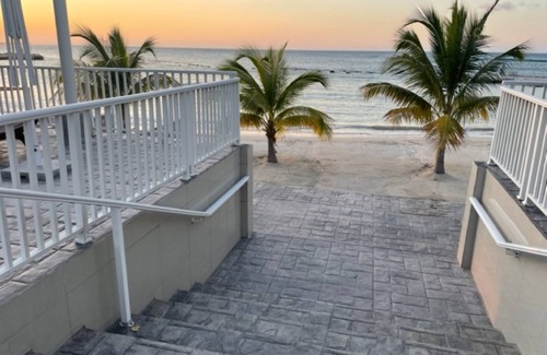 St. Ann's Bay Villa | Luxury 4-Bedroom villa