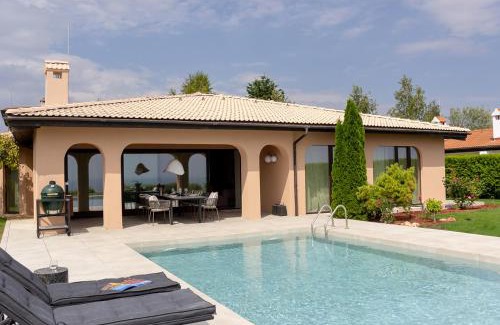 Balchik Villa | Luxury 4-bedroom Villa in Black Sea Rama Resort by Flat Mаnager