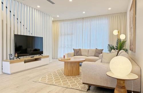 Greenlane House | Luxury 4 Beds Family & Business Travel Suite - ASB Showgrounds & Cornwall Park