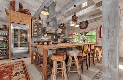 Asheville House | LUXURY 4 Kng Bdrm, 4.5 Bth, Gourmet Kitchen, Pavilion; TV, Fire Place, Heaters