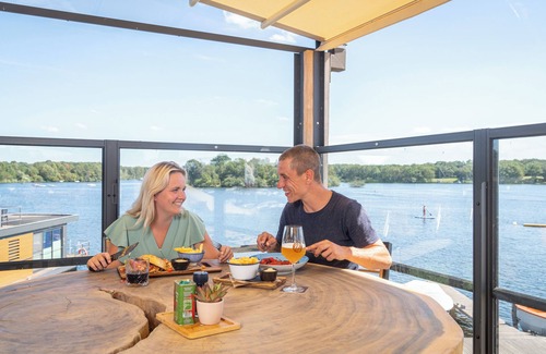 Leuken House | Luxury 4-person bungalow in the holiday park Landal Marina Resort Well