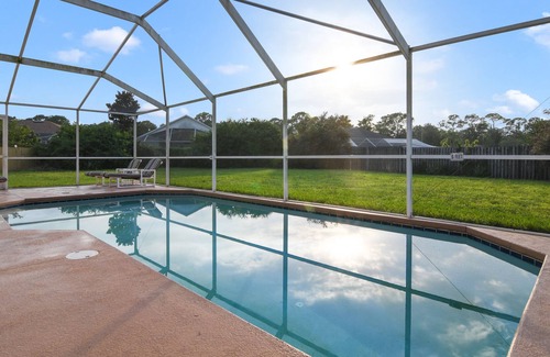 Bridgewater Crossing House | Luxury 4bedrooms /3Full Bathrooms Villa with a Games Room & Heated Pool