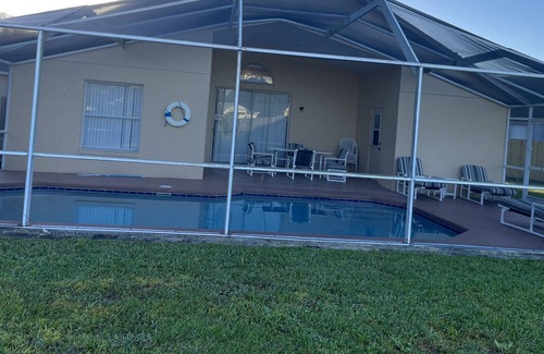 Bridgewater Crossing House | Luxury 4bedrooms /3Full Bathrooms Villa with a Games Room & Heated Pool