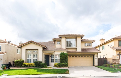 Rancho Cucamonga House | Luxury 4BR Home in Gated Rancho Cucamonga – Wide Backyard, Prime Location #40845