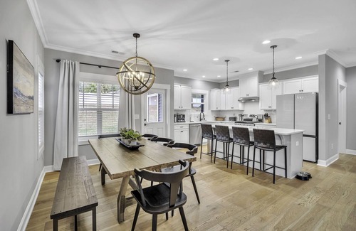 Greenville - Spartanburg House | Luxury 4BR Home with Screened Porch & Fenced Yard