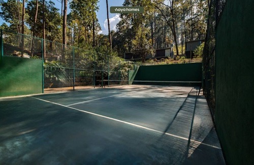 Avandaro House | Luxury 4BR House in Avandaro - Jacuzzi - Padel